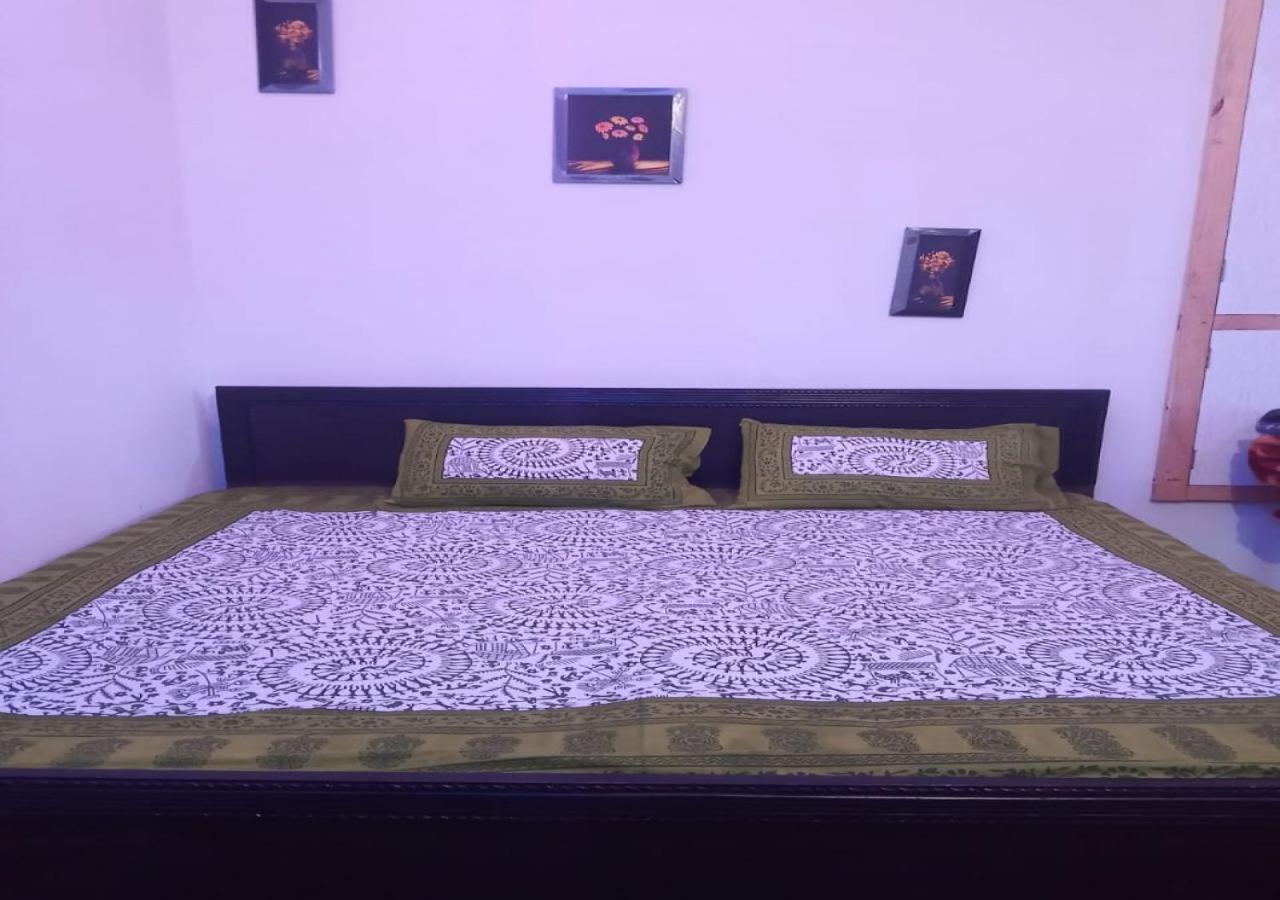 Evergreen Home Stay Алмора Экстерьер фото
