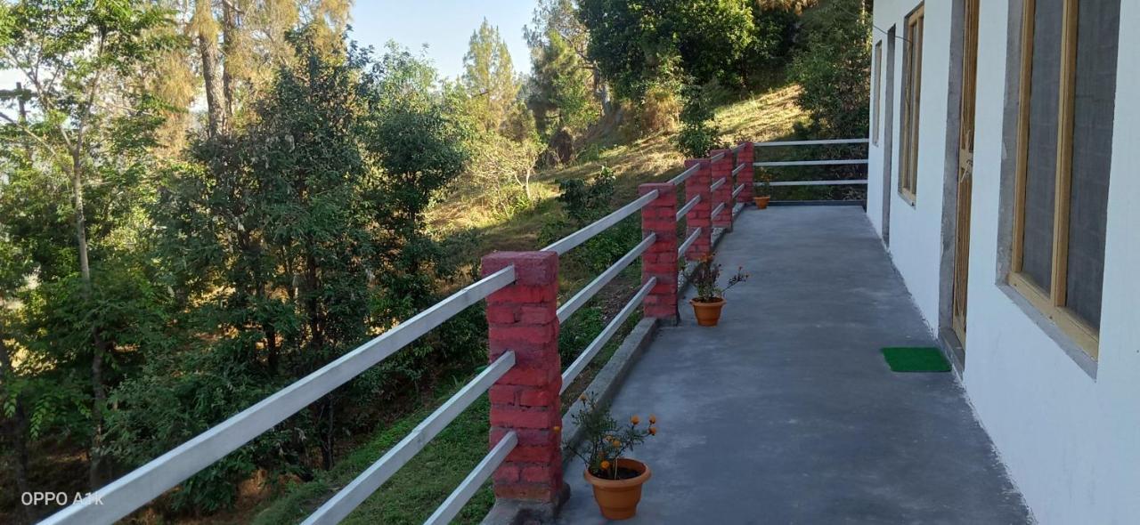 Evergreen Home Stay Алмора Экстерьер фото
