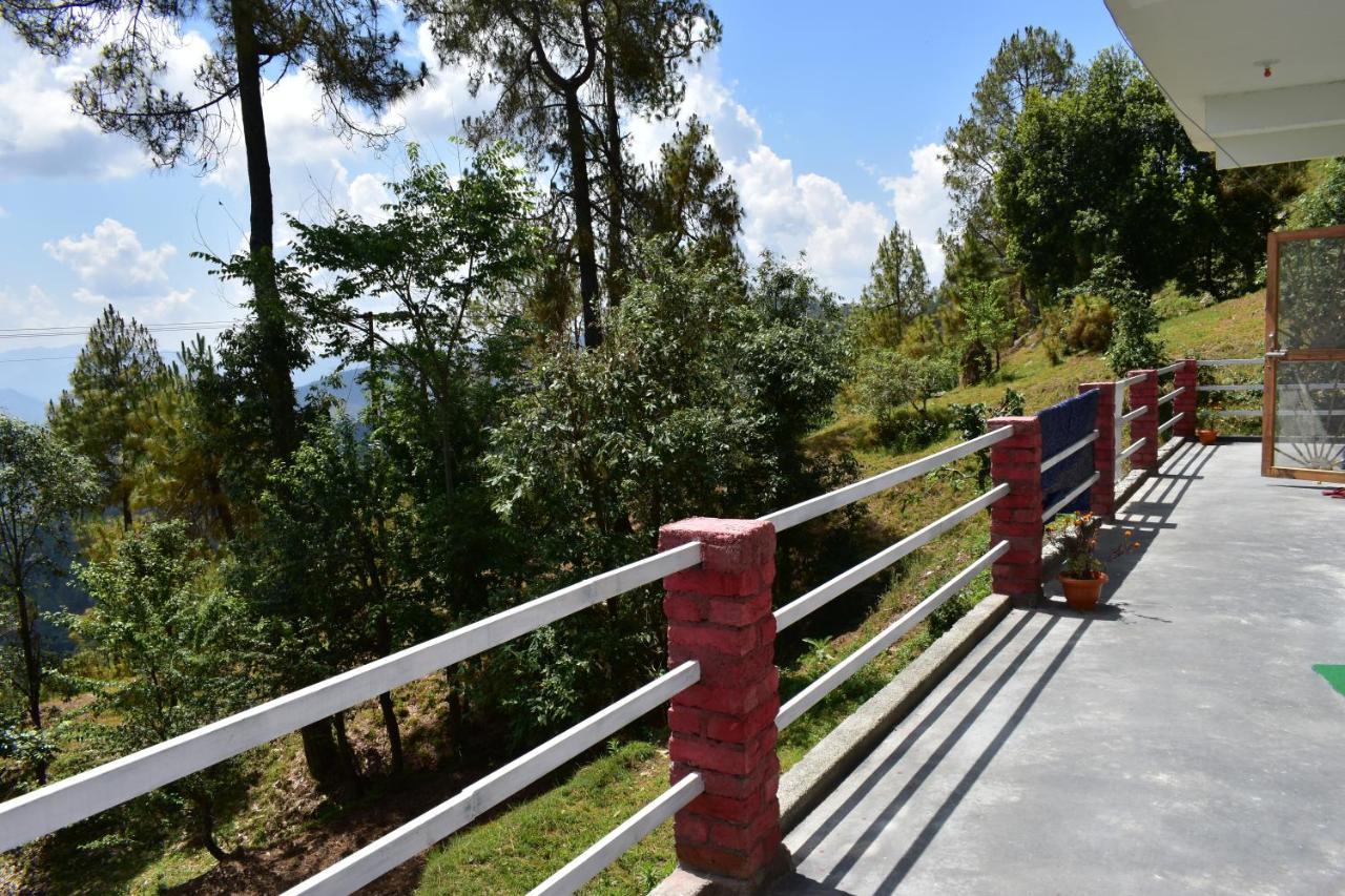 Evergreen Home Stay Алмора Экстерьер фото