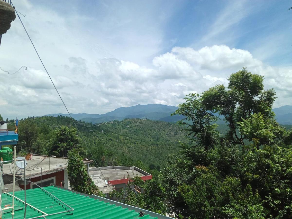 Evergreen Home Stay Алмора Экстерьер фото