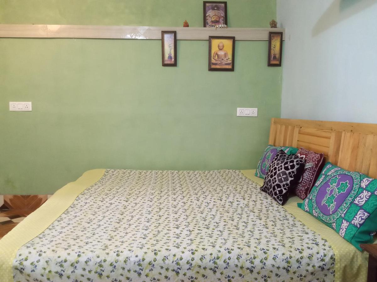Evergreen Home Stay Алмора Экстерьер фото