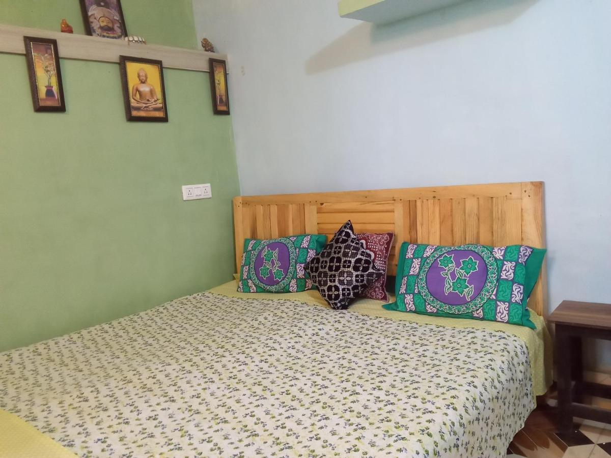 Evergreen Home Stay Алмора Экстерьер фото