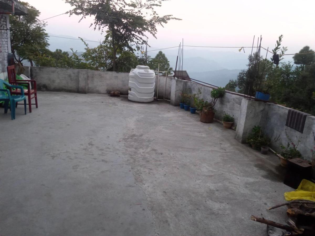 Evergreen Home Stay Алмора Экстерьер фото